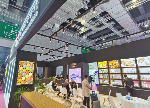 上海餐飲業(yè)展覽會72平方設計搭建方案